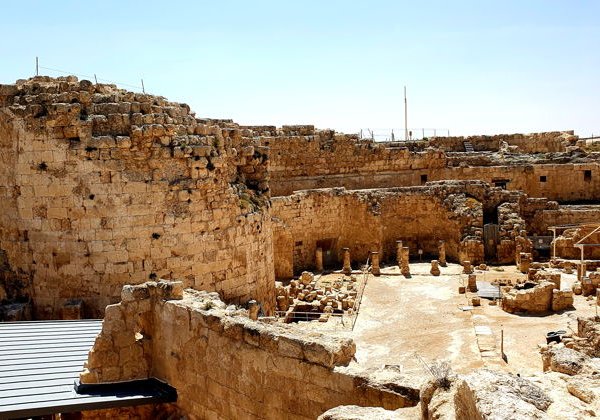 Иродион. Ирод — человек и крепость  - фото 4