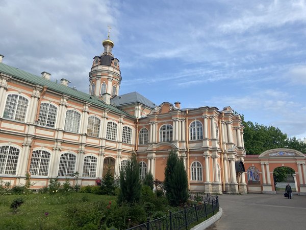 Храмы Санкт-Петербурга с посещением Александро-Невской лавры - фото 3