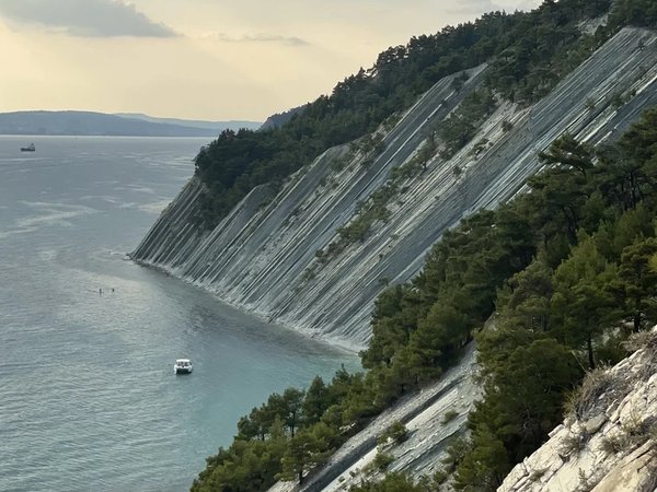 Треккинг к секретным Белым скалам Геленджика - фото 4