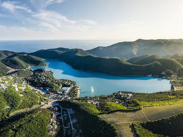 Пять жемчужин Черноморского побережья - фото 1