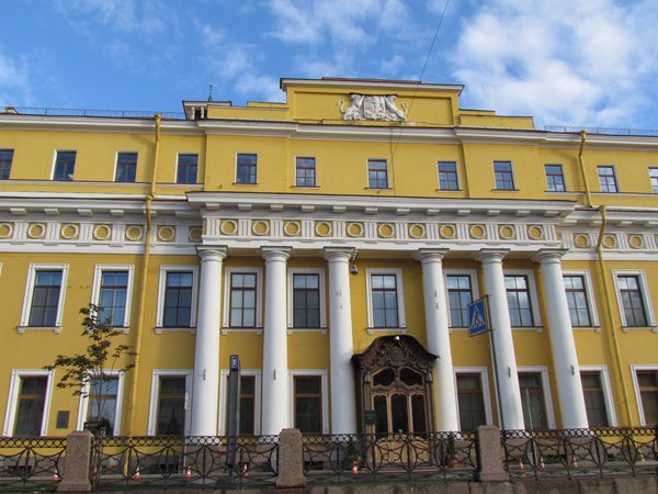 Петербург на автобусе: Юсуповский дворец и музей Фаберже - фото 2