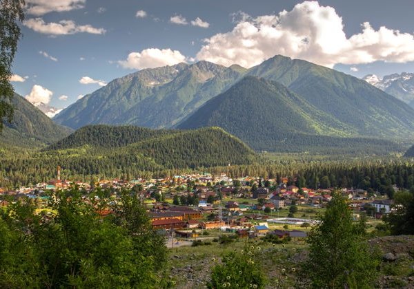 Архыз: Гумбаши, Шоанинский храм и горнолыжный курорт (из Кисловодска) - фото 3