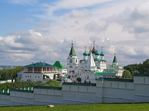 По стопам святого Макария: Желтоводский Макариев монастырь, ярмарка + канатка - фото 2