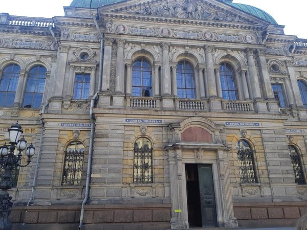Прогулка по самой интересной улице Литейного округа с архитектором - фото 2