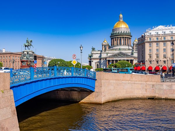 Путешествие по достопримечательностям Петербурга