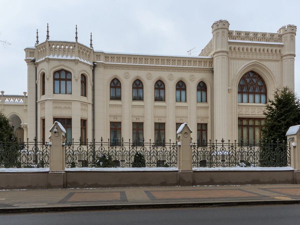 Богемная Москва: увлекательная прогулка по Патриаршим - фото 3