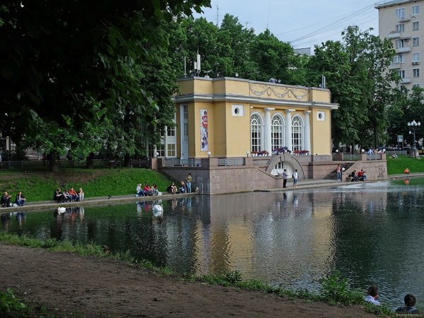 Богемная Москва: увлекательная прогулка по Патриаршим - фото 2