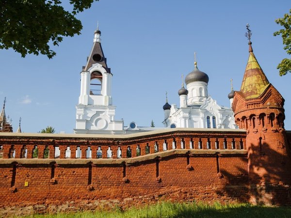 Из Москвы в Егорьевск — к наследию текстильных королей