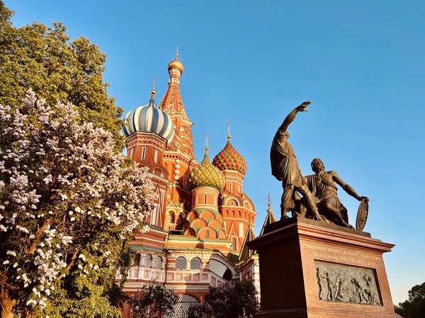Путь к сердцу Москвы: Красная площадь и Никольская улица - фото 1