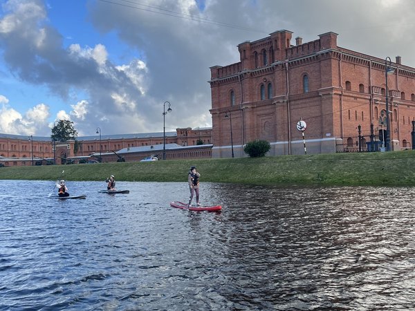 На сапборде вокруг Петропавловской крепости - фото 3