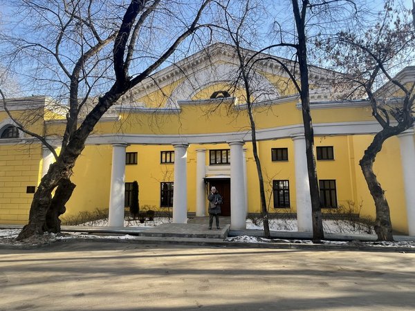 Хамовники и Девичье поле: старинные улицы и модная Москва - фото 1