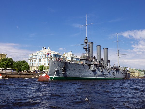 Невская симфония: прогулка на катере по Неве к крейсеру «Аврора» - фото 2