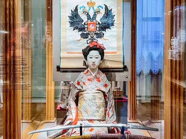 Обзорная экскурсия по Петербургу + самостоятельное посещение Кунсткамеры - фото 2