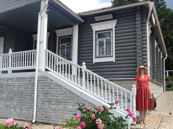В прошлое усадебной жизни на ретроавто (билет в дом-музей Танеева включён) - фото 1