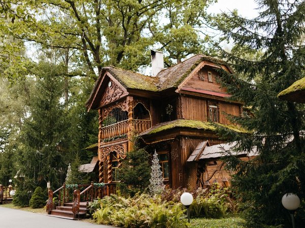 Из Бреста — в поместье Деда Мороза круглый год - фото 1