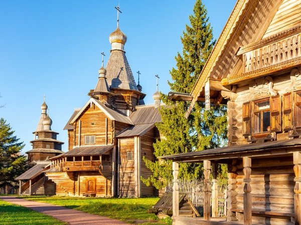 Вдоль железных дорог на встречу с историей: на круизном поезде в Новгородскую и Псковскую области - фото 4