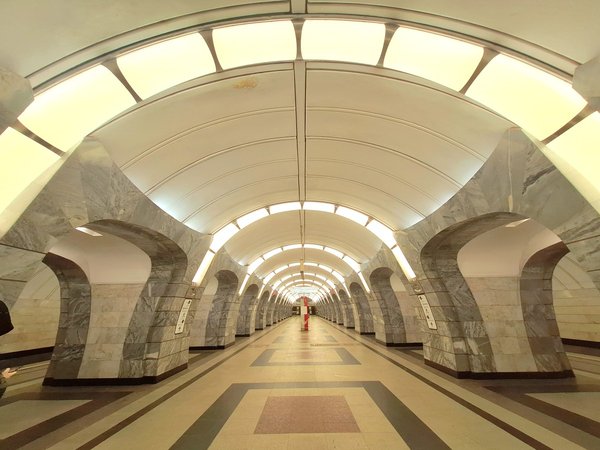 Московское метро: сказки подземелья