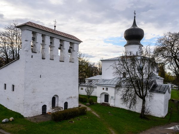 Кремль и святыни Пскова