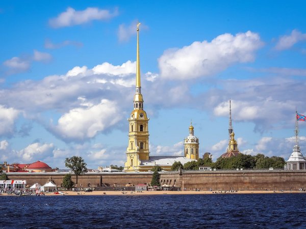 На автобусе — по Петербургу: групповая экскурсия с посещением Петропавловской крепости