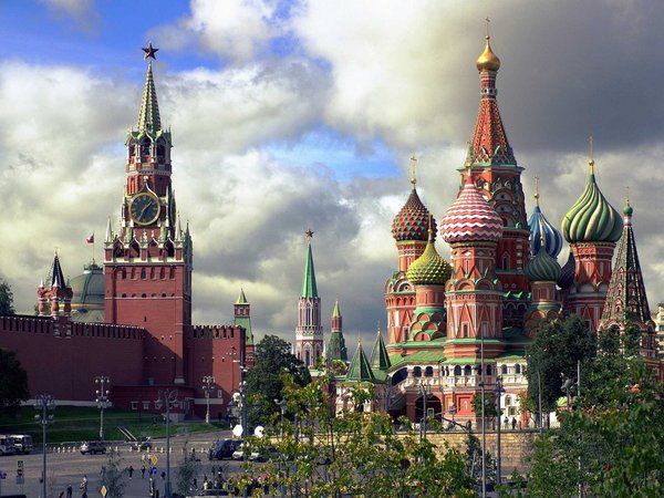 VR-прогулка вдоль стен Кремля для детей - фото 2