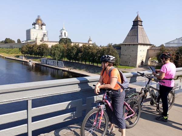 На двух колёсах по Псковщине и Беларуси: велосипедный вояж из Петербурга в мини-группе - фото 1