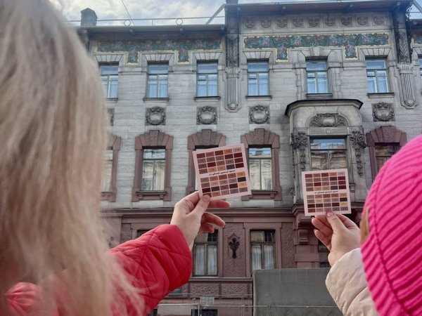 Экскурсия-квест «40 цветов против серого»