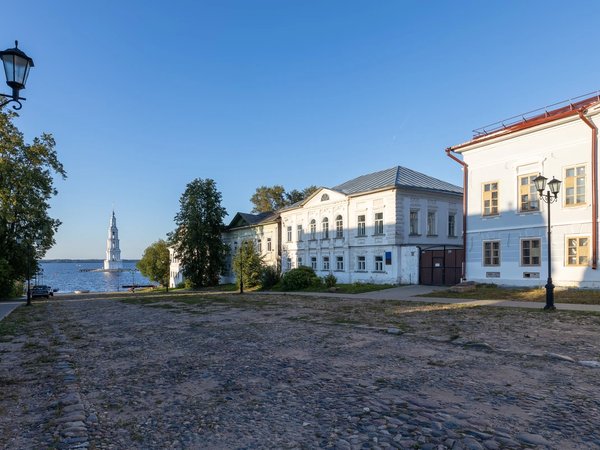 Калязин, прогулка на теплоходе, рыбалка и весёлое застолье (из Москвы) - фото 3