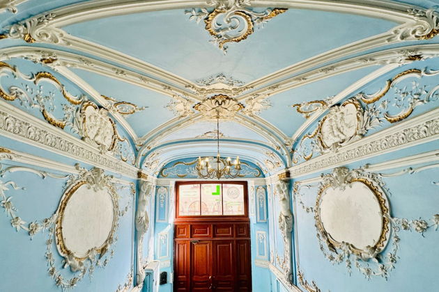 Фото экскурсии - Питер Романтиков: дворы, парадные, крыша и коммуналка Довлатова - 7