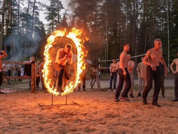 Мужской ретрит: перезагрузка в кругу единомышленников с практиками, тренировками и баней - фото 3
