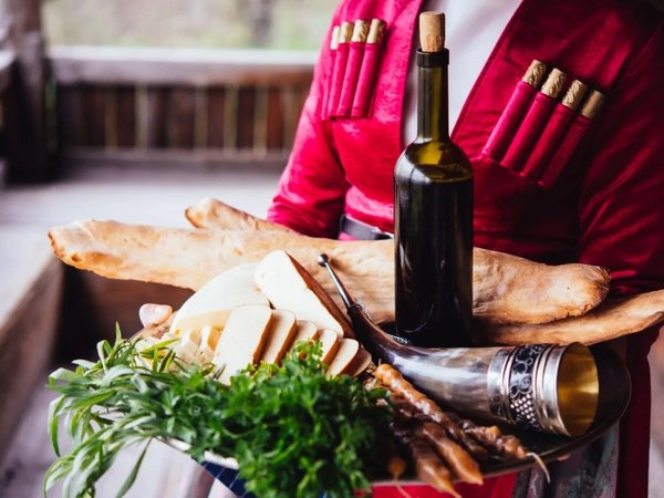 Душевная Грузия: романтика, вино и горы