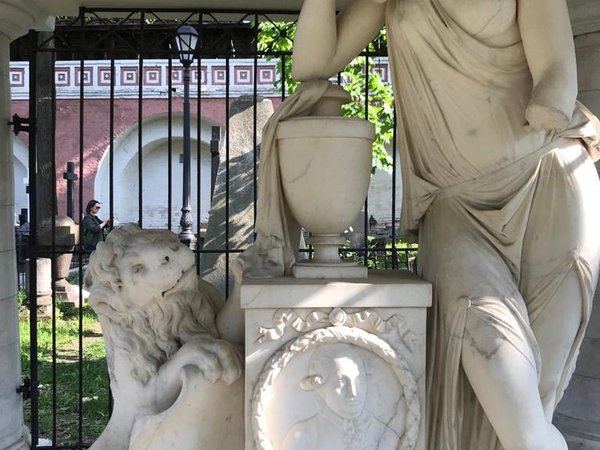 Групповая экскурсия «Судьбы Донского монастыря и дворянского некрополя» - фото 4