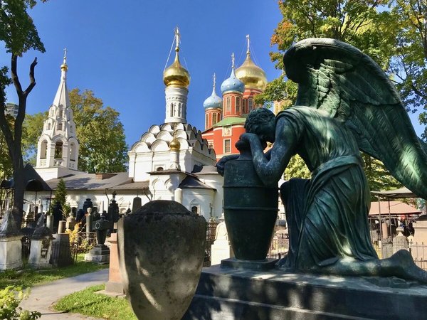 Групповая экскурсия «Судьбы Донского монастыря и дворянского некрополя»