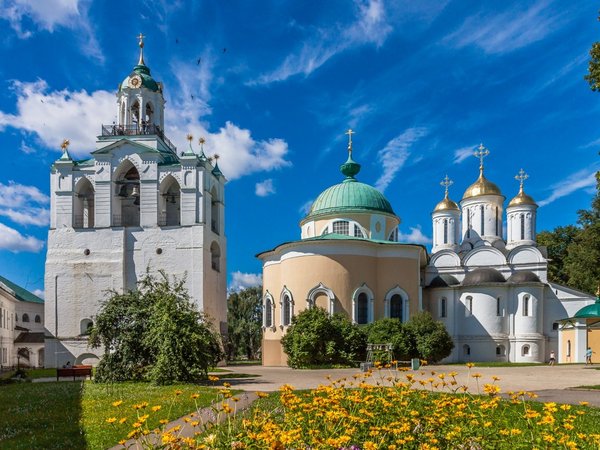 Ярославль и Пётр Первый: история непростых отношений (на вашем автомобиле)