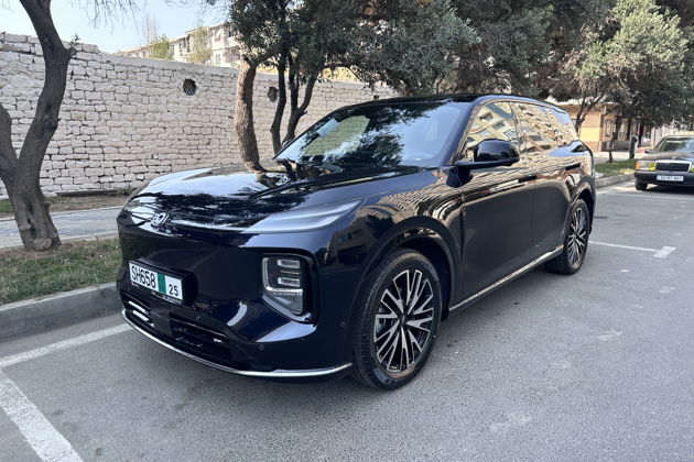 Фото экскурсии - Путешествие к агатовым горам, розовому озеру, мистической горе Бешбармаг с дегустацией черной икры - 9