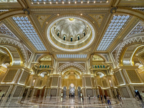 Аудиогид по дворцу Каср аль-Ватан в Абу-Даби - фото 3