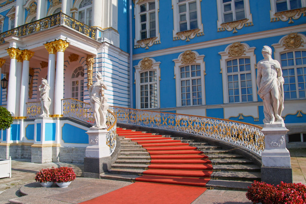 Фото - экскурсия: Обзорная экскурсия по Санкт-Петербургу и Петергофу на минивене