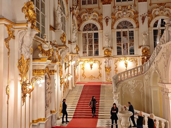 Кровожадный Эрмитаж в прекрасных произведениях искусства - фото 2