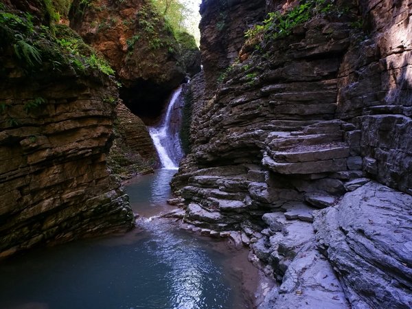 Треккинг к водопадам Адыгеи в поисках весны - фото 2