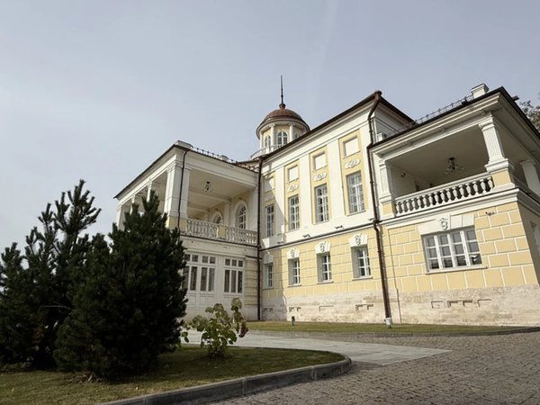 Усадьба Валуево, романо-готика в Филимонках и Зосимова пустынь (из Москвы) - фото 2