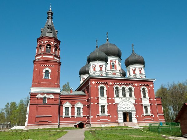 Фарфор, башмаки и козий сыр: гастропутешествие из Москвы (билеты включены) - фото 4