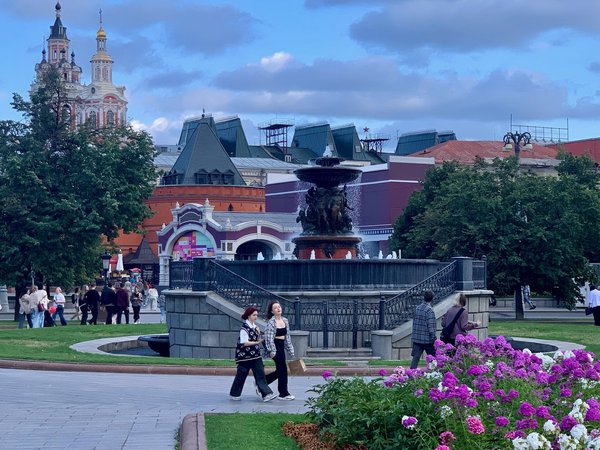 Театральная площадь для детей — фонтан впечатлений! - фото 4
