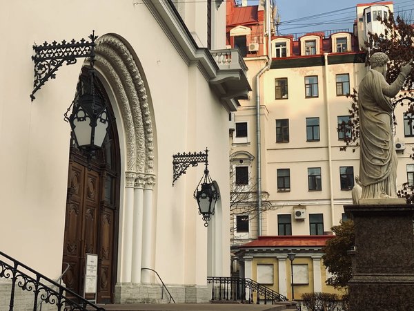 Авторская экскурсия в мини-группе «Допетровский Петербург» - фото 1