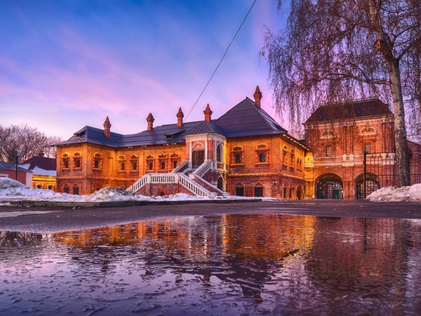 Крутицкое подворье в веках и лицах - фото 3