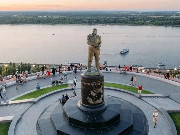 Водная прогулка «Город Горький» на теплоходе «Москва-198» (по будням)
