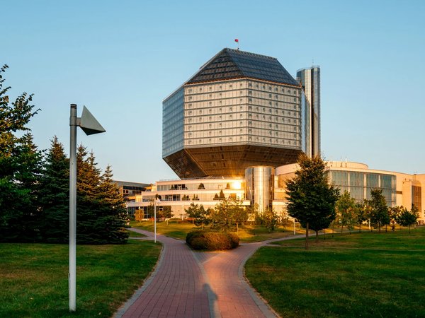 Алмаз знаний: секреты главной библиотеки Минска - фото 1