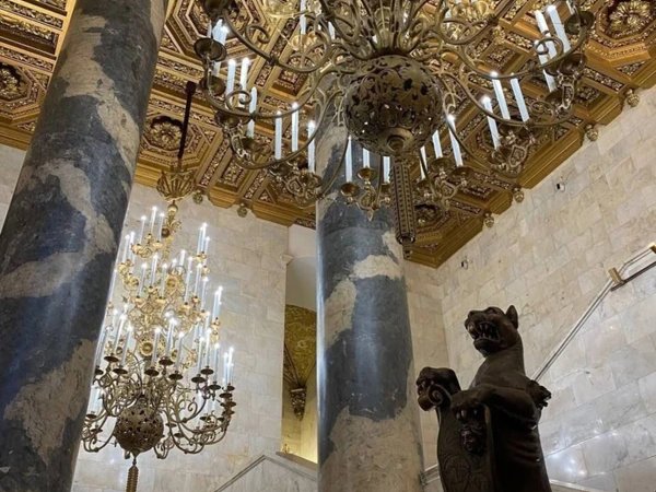 Гостиница «Ленинградская»: история и интерьеры