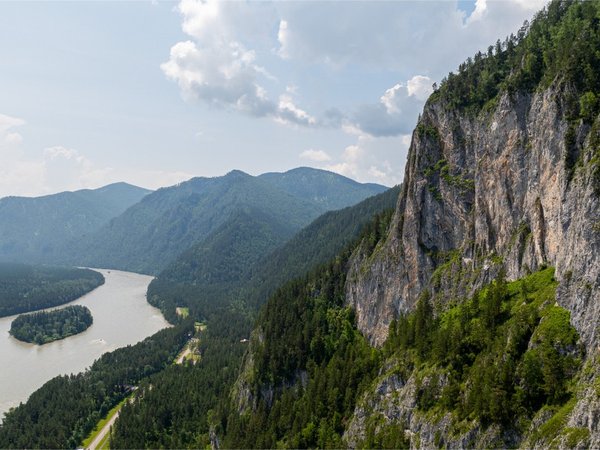 Цветущий май — пора на Алтай: Марс и перевалы, водопад Куркуре, Гейзерное озеро и загадочные курганы - фото 4