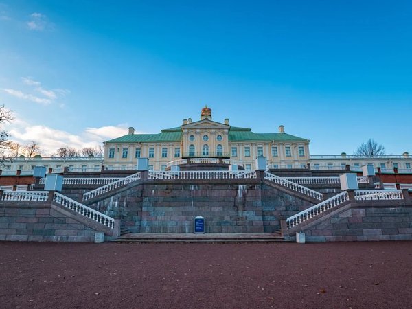 Петергоф, Александрия и Ораниенбаум — групповая автобусная экскурсия - фото 1