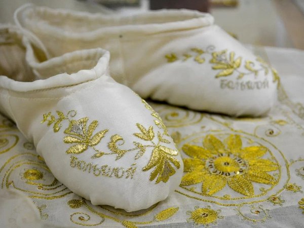 Цветы из мармелада и вышивка золотом — мастер-классы в Лихославле и Торжке - фото 2