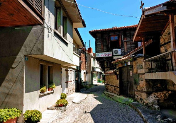 Архитектурные чудеса и загадочные дольмены - фото 3